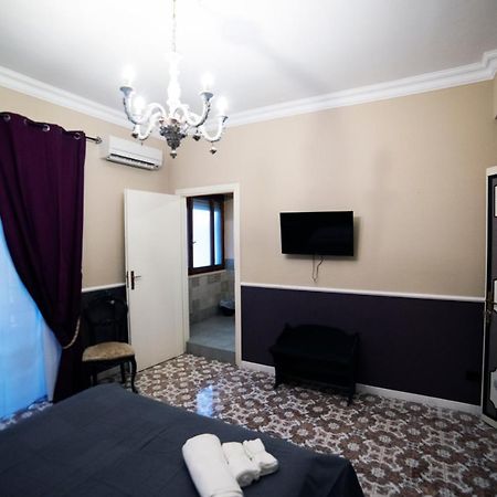 Barocco Al Centro Bed and Breakfast Κατάνια Εξωτερικό φωτογραφία